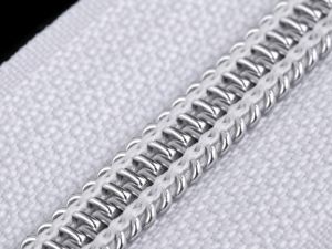 Zip spirálový se stříbrnými zoubky - 50 cm