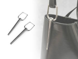 Designový průvlek na kabelky šíře 20 mm - nikl