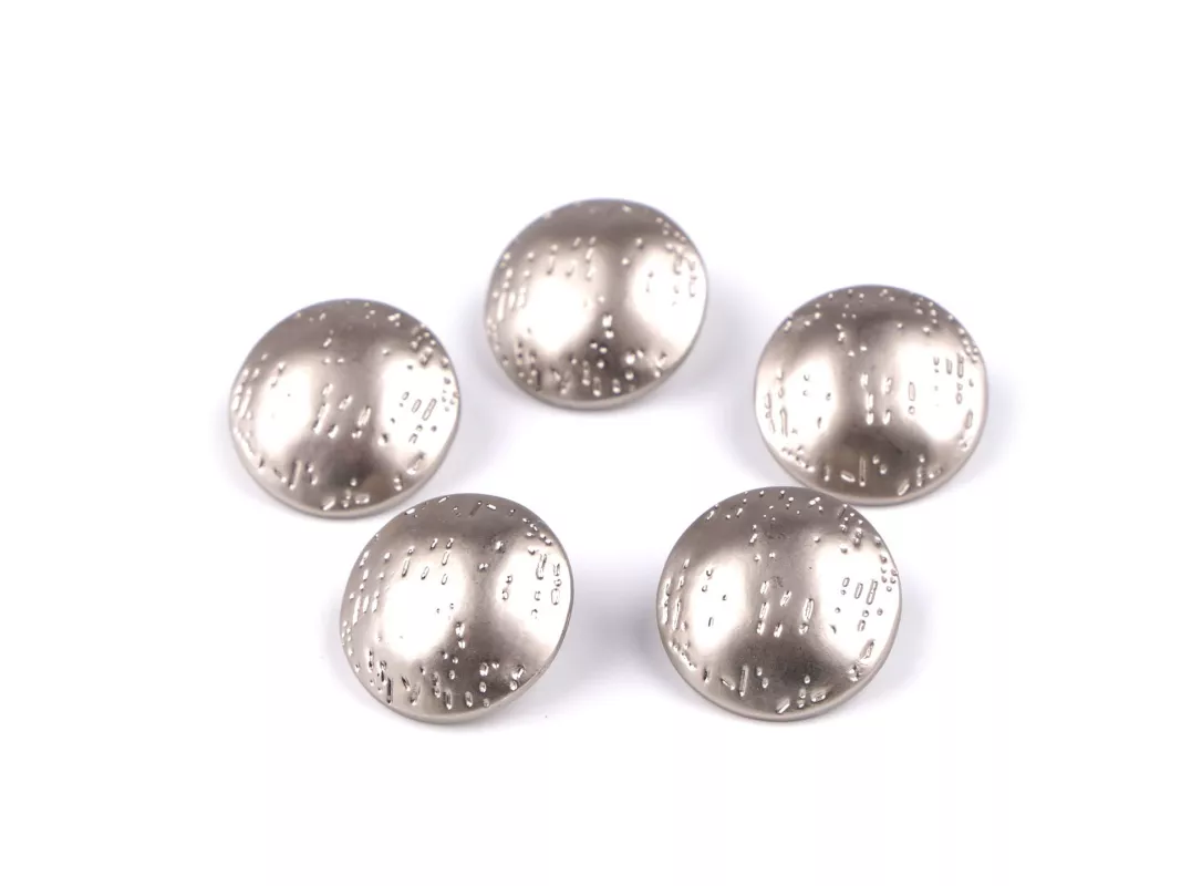 Knoflík kovový jemně tepaný velikost 30"