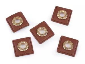 Průchodka s broušenými kamínky s koženkovým čtverečkem k našití, průvlek 8 mm - hnědá