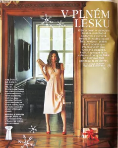 Burda 12/2011 -CZ- časopis se střihy Burda 12/2011 -CZ- ukázka z časopisu 1